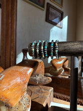 Load image into Gallery viewer, The Stretchy Navajo Pearl Bracelet
