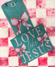 Load image into Gallery viewer, Love like Jesus pocket tee

