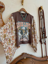 Load image into Gallery viewer, The Long Live Cowgirls Floral Top
