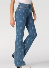 Load image into Gallery viewer, Wrangler Westward Paisley Bootcut Jeans
