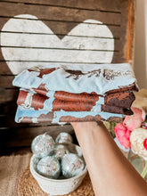 Load image into Gallery viewer, Limited Edition - Whole Herd - Graphic Top
