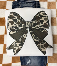 Load image into Gallery viewer, Camo Bow- Sublimation
