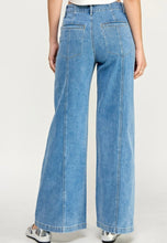 Load image into Gallery viewer, The Josey Jeans
