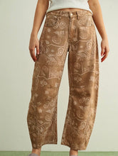Load image into Gallery viewer, The Dun Paisley Barrel Jeans
