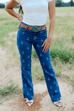 Load image into Gallery viewer, Wrangler Westward Paisley Bootcut Jeans
