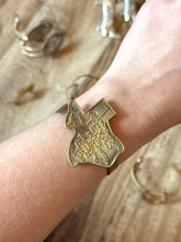 Load image into Gallery viewer, The Gold Bracelet
