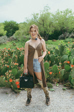 Load image into Gallery viewer, Sofie Mom Shorts LARGE
