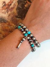 Load image into Gallery viewer, The Stretchy Navajo Pearl Bracelet
