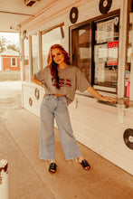 Load image into Gallery viewer, Vintage USA Graphic Tee
