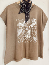 Load image into Gallery viewer, The Western Icons T-Shirt
