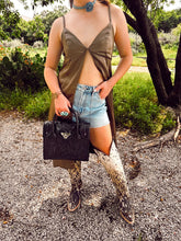 Load image into Gallery viewer, Sofie Mom Shorts LARGE
