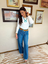 Load image into Gallery viewer, Chelsea Cardigan in White-SMALL
