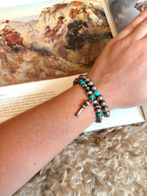 Load image into Gallery viewer, The Stretchy Navajo Pearl Bracelet

