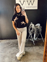Load image into Gallery viewer, Serena Pants- Size Large
