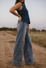 Load image into Gallery viewer, The Cambree Jeans in Medium Wash-7
