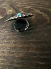 Load image into Gallery viewer, Concho turquoise stud ring
