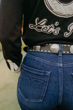 Load image into Gallery viewer, Mustang Sally Jean
