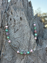 Load image into Gallery viewer, Queen Conch and Round Turquoise Mosaic Beaded Necklace
