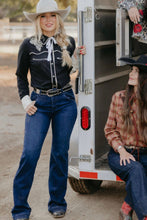 Load image into Gallery viewer, Mustang Sally Jean
