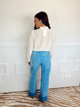 Load image into Gallery viewer, The Cambree Jeans in Light Wash
