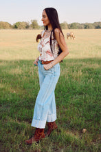 Load image into Gallery viewer, The Fiona Jeans in Light Wash
