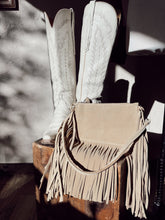 Load image into Gallery viewer, The Raglet Bag in Sand
