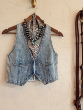 Load image into Gallery viewer, The Devan Denim Top
