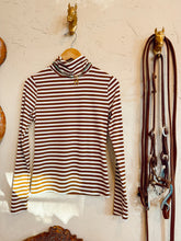 Load image into Gallery viewer, The Turner Top in Brown &amp; White
