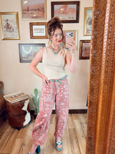Load image into Gallery viewer, The Bedford Top in Cream
