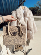 Load image into Gallery viewer, The Que Chula Dos Botones Bag
