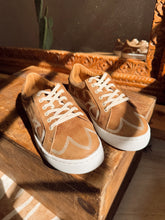 Load image into Gallery viewer, The Skye Sneakers-6
