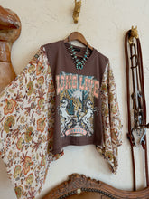 Load image into Gallery viewer, The Long Live Cowgirls Floral Top

