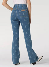 Load image into Gallery viewer, Wrangler Westward Paisley Bootcut Jeans
