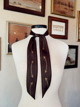 Load image into Gallery viewer, The Smiley Pocket Twilly in Brown
