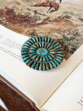 Load image into Gallery viewer, The Oval Turquoise Buckle
