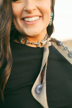 Load image into Gallery viewer, The Twilly Snaffle Bit
