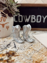 Load image into Gallery viewer, The Boot Salt &amp; Pepper Shakers
