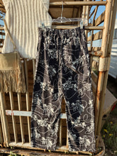 Load image into Gallery viewer, The Catching Cowboys Western Print Pants
