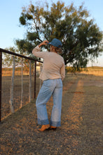 Load image into Gallery viewer, The Cambree Jeans in Light Wash
