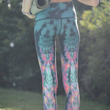 Load image into Gallery viewer, Eagle Feather Green Hot Pant
