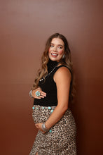 Load image into Gallery viewer, The Bedford Top in Black MEDIUM
