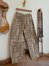 Load image into Gallery viewer, The Dun Paisley Barrel Jeans
