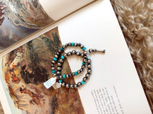 Load image into Gallery viewer, The Stretchy Navajo Pearl Bracelet
