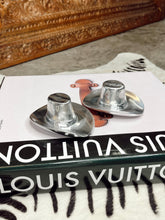 Load image into Gallery viewer, The Hat Salt &amp; Pepper Shakers

