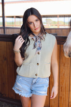 Load image into Gallery viewer, The Saline Sweater Vest EXTRA SMALL
