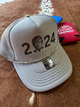 Load image into Gallery viewer, Barbed Wire Hat Chain
