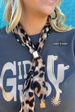 Load image into Gallery viewer, DS Sandtrails Scarf Slide
