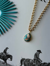 Load image into Gallery viewer, Faux Spiny Oyester Teardrop Gold Chain Necklace
