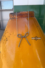 Load image into Gallery viewer, DS Cowgirl Pearls Necklaces
