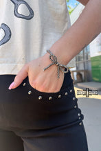 Load image into Gallery viewer, DS Cowgirl Pearls Bracelets
